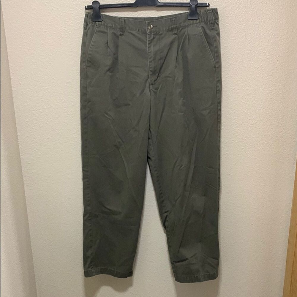 Basic Editions Green Chinos Casual Pants